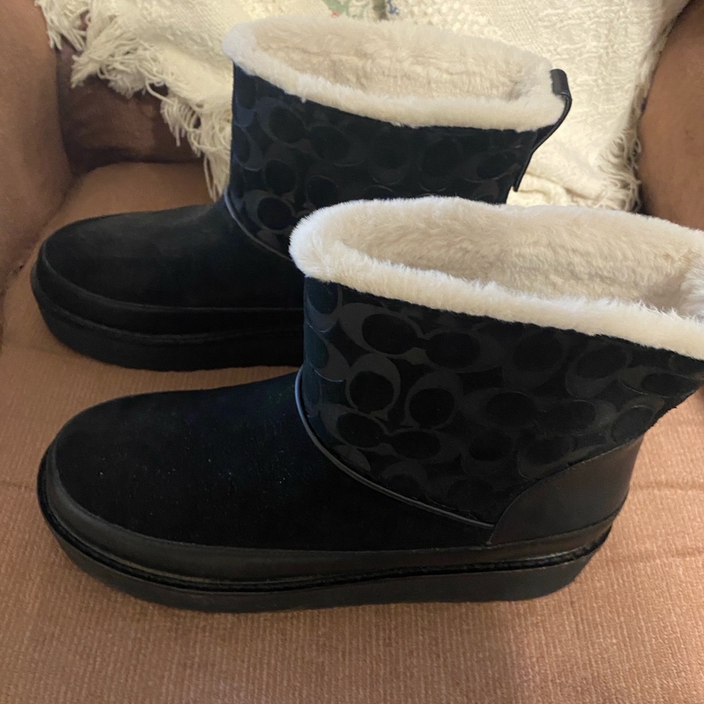 COACH Boots black like new 10